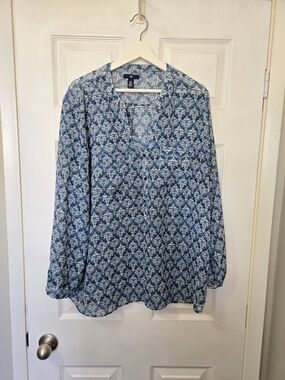 GAP Blue Paisley-Print V-Neck Blouse